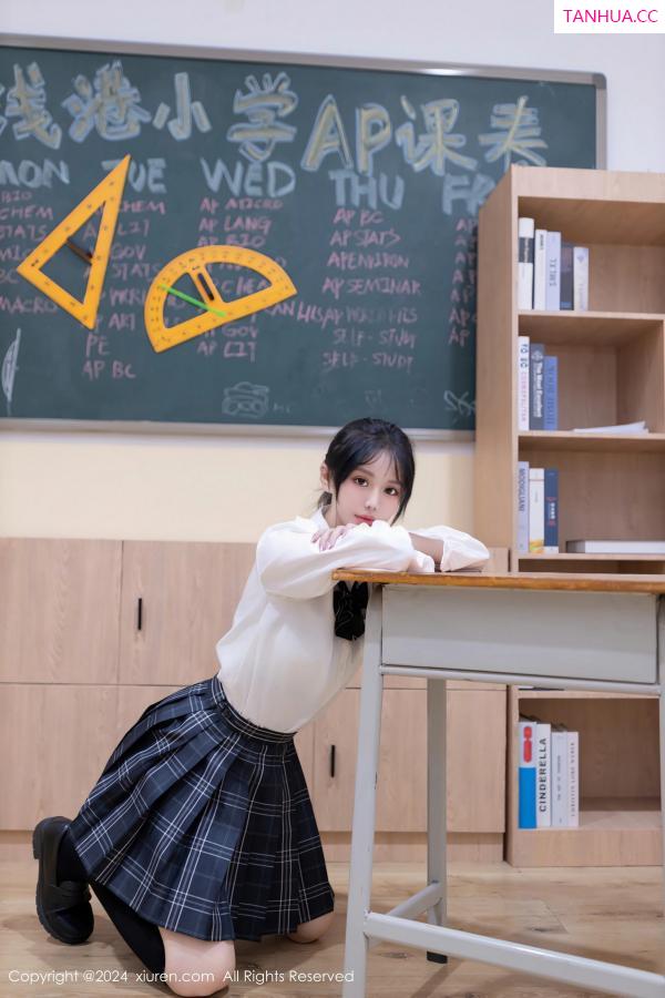   [XiuRen]高清写真图 2024.02.02 No.8058 幼幼 美腿性感第67张图片